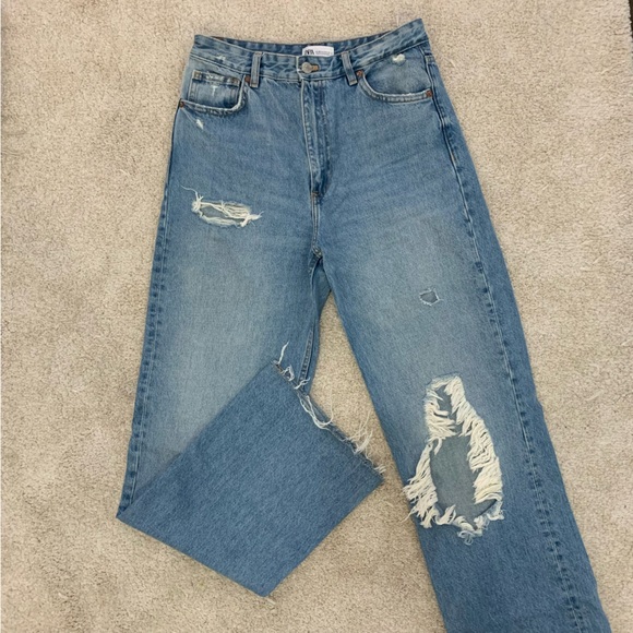 Zara - Full Length Straight Jeans - Picture 2 of 4